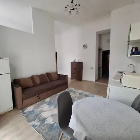 2-кімнатна з балконом * Odessa