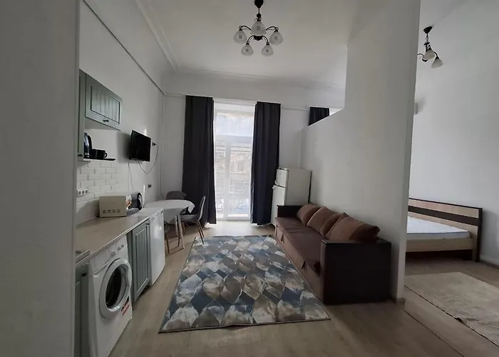 2-Кімнатна З Балконом Daire